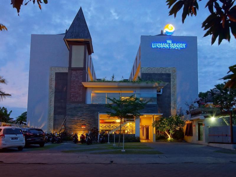 The Legian Sunset Residence Seminyak Exterior foto